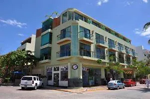 Mimosa Tree Condos 신데 델 카르멘 호텔