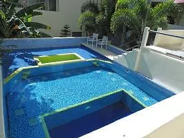 פלאייה דל כרמן Mimosa Tree Condos